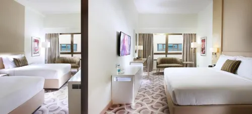 Metropolitan Hotel Dubai Camere Photos