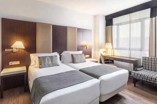 Hotel Catalonia El Retiro Rooms Photos