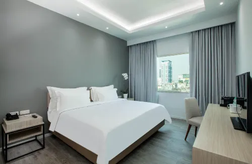 Sparks Life Jakarta, ARTOTEL Curated Unggulan Photos
