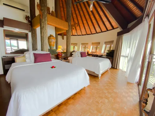 Damai Beach Resort Kamar Photos