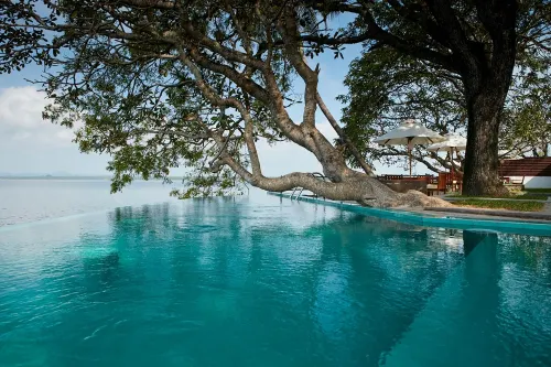 Ekho Lake House Photos