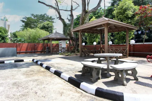 Coliwoo Hotel Pasir Panjang Photos