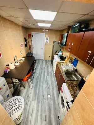 Urban Panda Hostel Marina Dubai Restauration Photos
