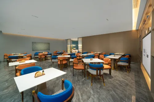 Guangzhou Beijing Road Pedestrian Street Park Front Subway Station Yizhi Mercure Restauration Photos