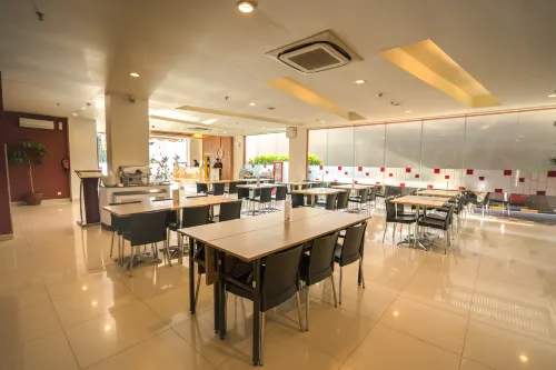 Amaris Hotel Pancoran Ristorazione Photos