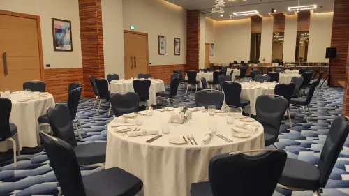 Grand Cosmopolitan Hotel Business Photos