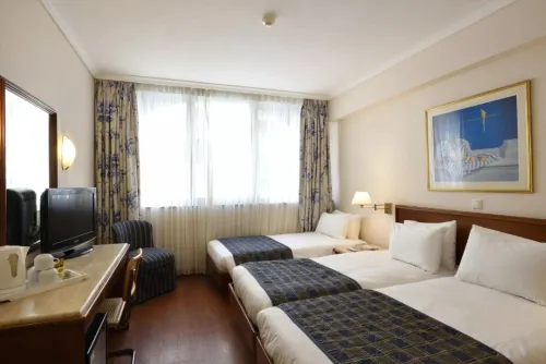 Titania Hotel Chambres Photos