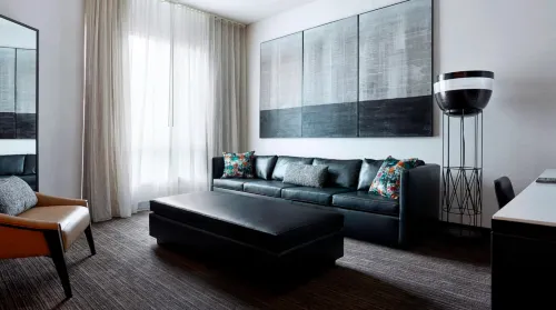 New York Marriott at The Brooklyn Bridge Rooms Photos