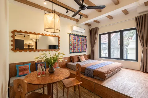 Amazing French VILLA/HK Lake/FREE Laundry Rooms Photos