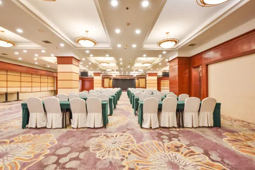 Bohai Pearl Hotel Business Facilities Photos