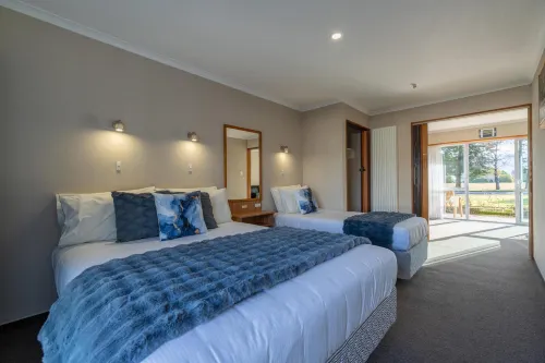 Parklands Motel & Apartments Te Anau Rooms Photos