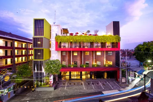 Sevn Legian Extérieur Photos