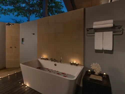 Dusit Thani Lubi Plantation Resort Rooms Photos