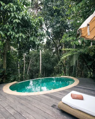 Sandat Glamping tents - luxury hotel Kamar Photos