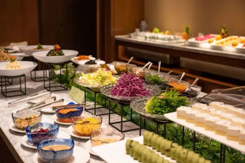 Saigon Garden Hotel Restauration Photos