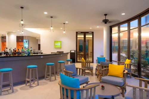Ibis Phuket Patong Area Publik Photos