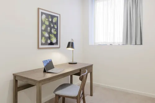 Brady Apartment Hotel Hardware Lane Rooms Photos