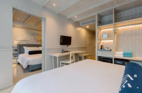Hotel Tide Phuket Beach Front Rooms Photos