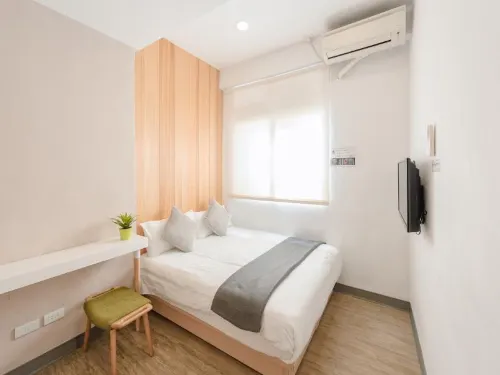 MEANDER Taipei Kamar Photos