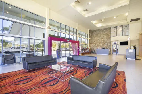 Crowne Plaza Alice Springs Lasseters Public Areas Photos