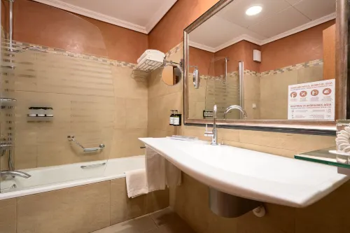 Hotel Bécquer Huoneet Photos