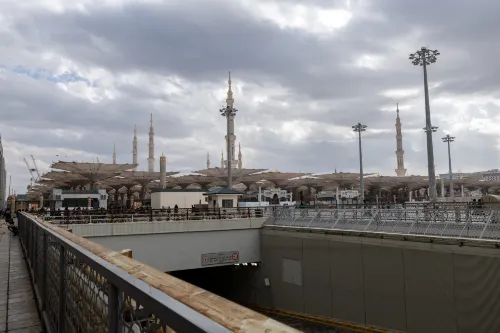 Emaar Elite Al Madina Hotel Рядом с отелем Photos