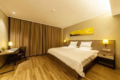 Homeinn Plus Hotel (Pingyao Ancient City North Gate Railway Station) Номера Photos