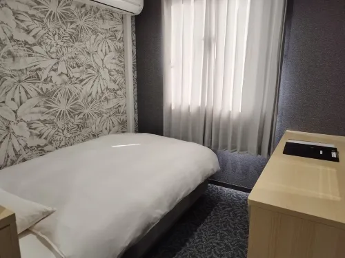 Hotel Shin-Imamiya Kamar Photos