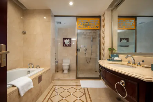 Chutian Guangdong International Hotel Zimmer Photos