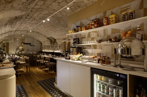 Best Western Bretagne Montparnasse Restauration Photos