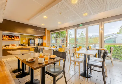 B&B HOTEL Valenciennes Marly Restauration Photos