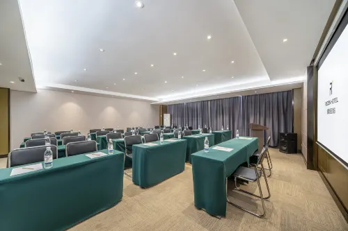 Silver Star Rezen  Hotel (Hotan Night Market) Business Facilities Photos
