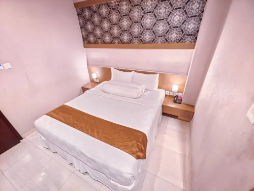 Viva Hotel Kediri, Azana Hotel Collection Kamar Photos