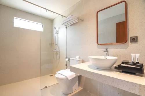 ARTOTEL Cabin Bromo Kamar Photos