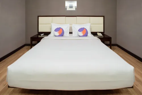 Fox Hotel Gorontalo Kamar Photos