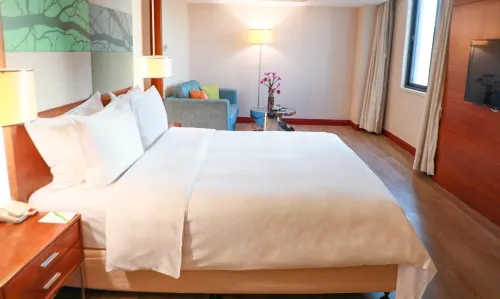 Holiday Inn Donghua Shenzhen Kamar Photos