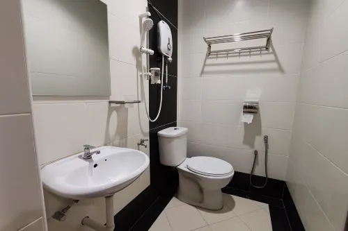 Hotel Kuang Hua Sitiawan Near to Unikl-Mimet Kamar Photos