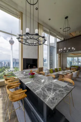 Lanson Place Bukit Ceylon Restauration Photos