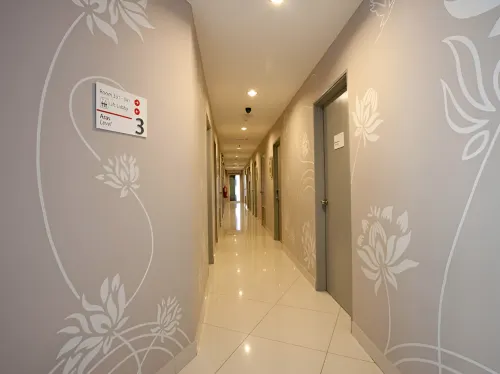 Tune Hotel - Danga Bay Johor Area Publik Photos