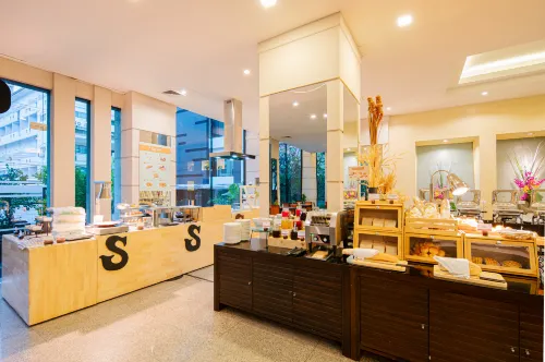 Sunbeam Hotel Pattaya Dining Photos