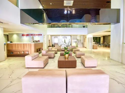 Ramada Encore Makati Featured Photos