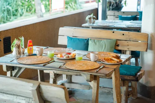 Vacation Village Phra Nang Inn Dining Photos