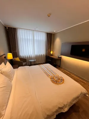 Homeinn Plus Hotel (Pingyao Ancient City North Gate Railway Station) Избранное Photos