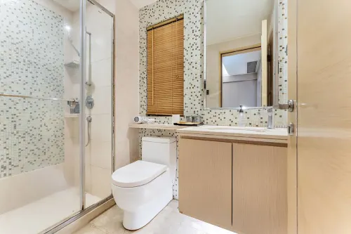 UHOME Executive Apartments Zimmer Photos