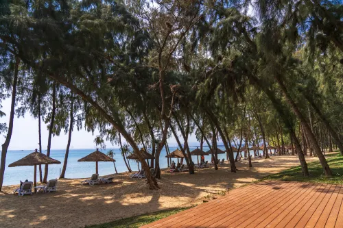 Hainan Sangem Moon Hotel  Near Hotel Photos
