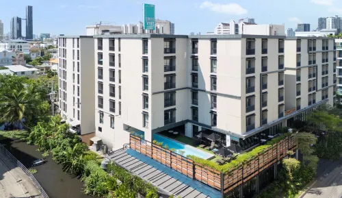Cross Vibe Bangkok Sukhumvit À proximité de l'hôtel Photos