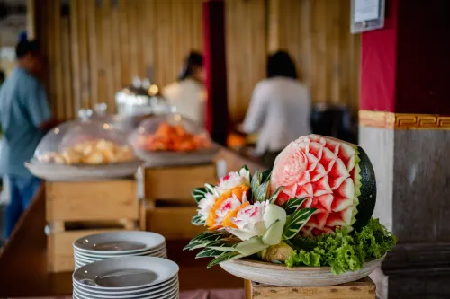 The Evitel Resort Ubud Makanan Photos