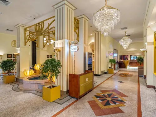 Bong Sen Hotel Saigon Area Publik Photos