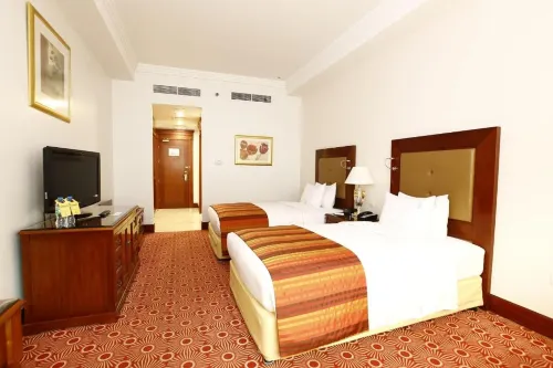 Sunday Hotel Holiday International Dubai Chambres Photos