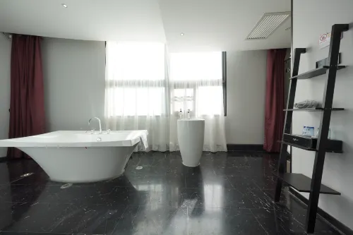 Beijing Blue Fish Wisdom Hotel (Beijing Olympic Sports Center Lishuiqiao South Subway Station) Номера Photos